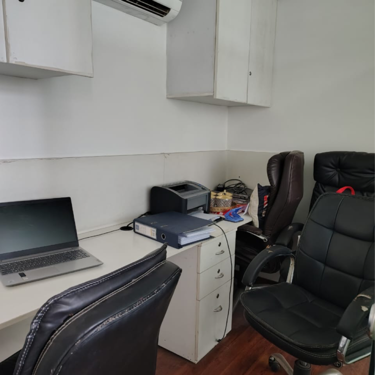 Team Area, janakpuri Commercial Office Space 1000 Sq.Ft. In Janakpuri Delhi 8137795