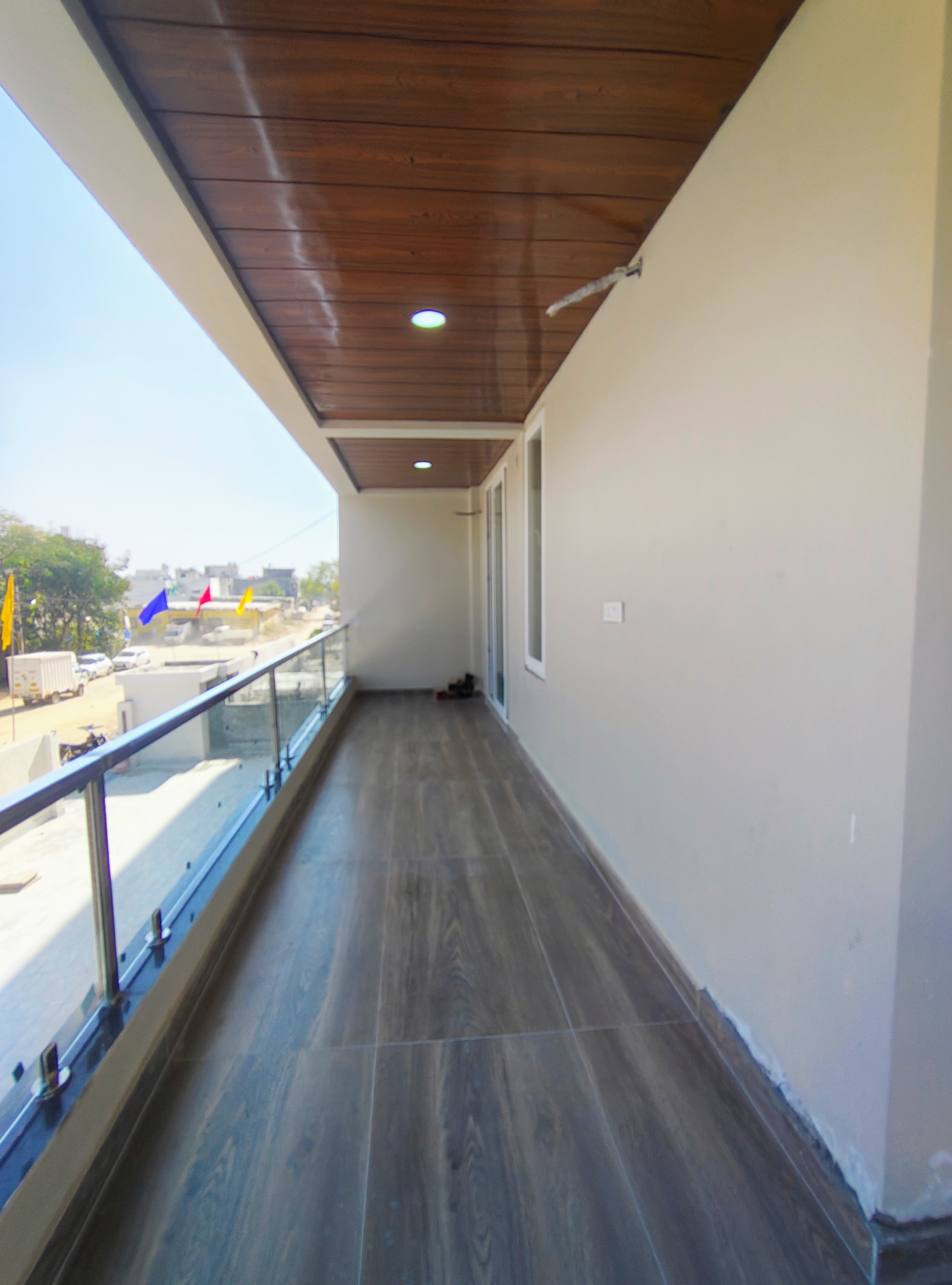 3 BHK + Servant Room Builder Floor For Sale in Royal Empire 