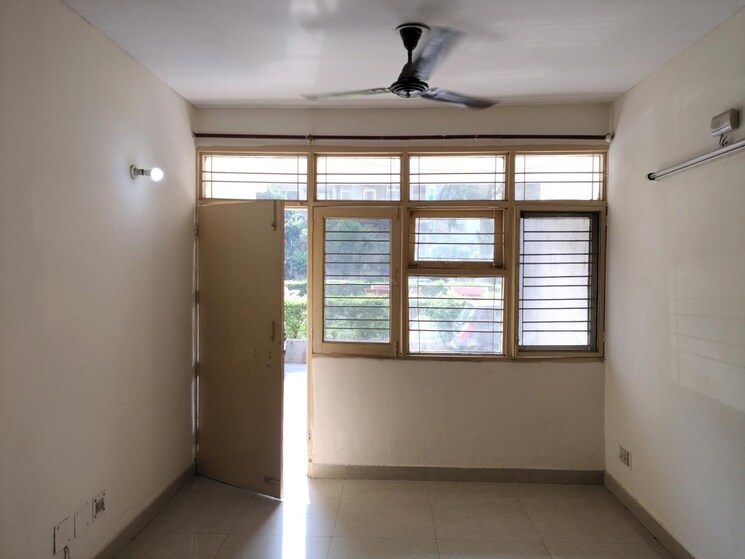 Room, shapoorji-pallonji-joyville-phase-2 3 Bedroom 1692 Sq.Ft. Apartment In Sector 102 Gurgaon 8137781