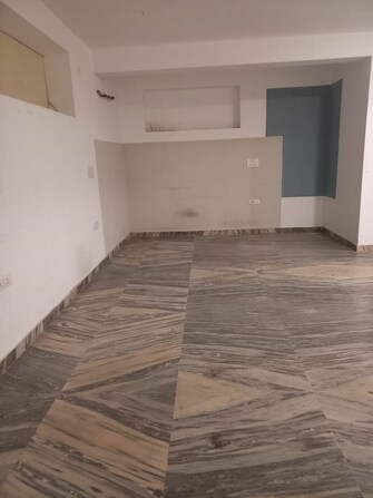 Commercial Showroom 1800 Sq.Ft. For Rent in Siddharth Nagar Jaipur  8124998