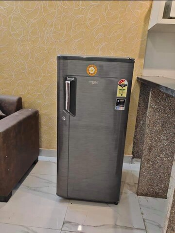Furnished Amenities in 2 BHK Builder Floor at Ansal Sushant Lok I, Sector 43 – for Rent