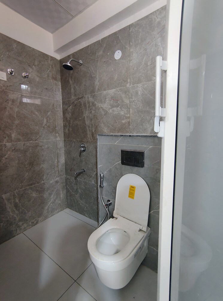 Bathroom, mansarovar 3 Bedroom 1800 Sq.Ft. Builder Floor In Mansarovar Jaipur 8137886