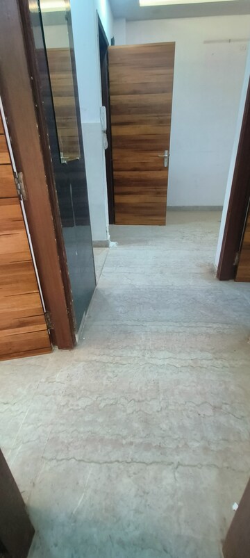 Room in 2 BHK Builder Floor at Rohini Sector 25 – for Sale