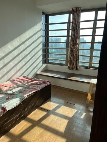 Balcony in 2.5 BHK Apartment at Oberoi Realty Splendor, Jogeshwari East – for Rent