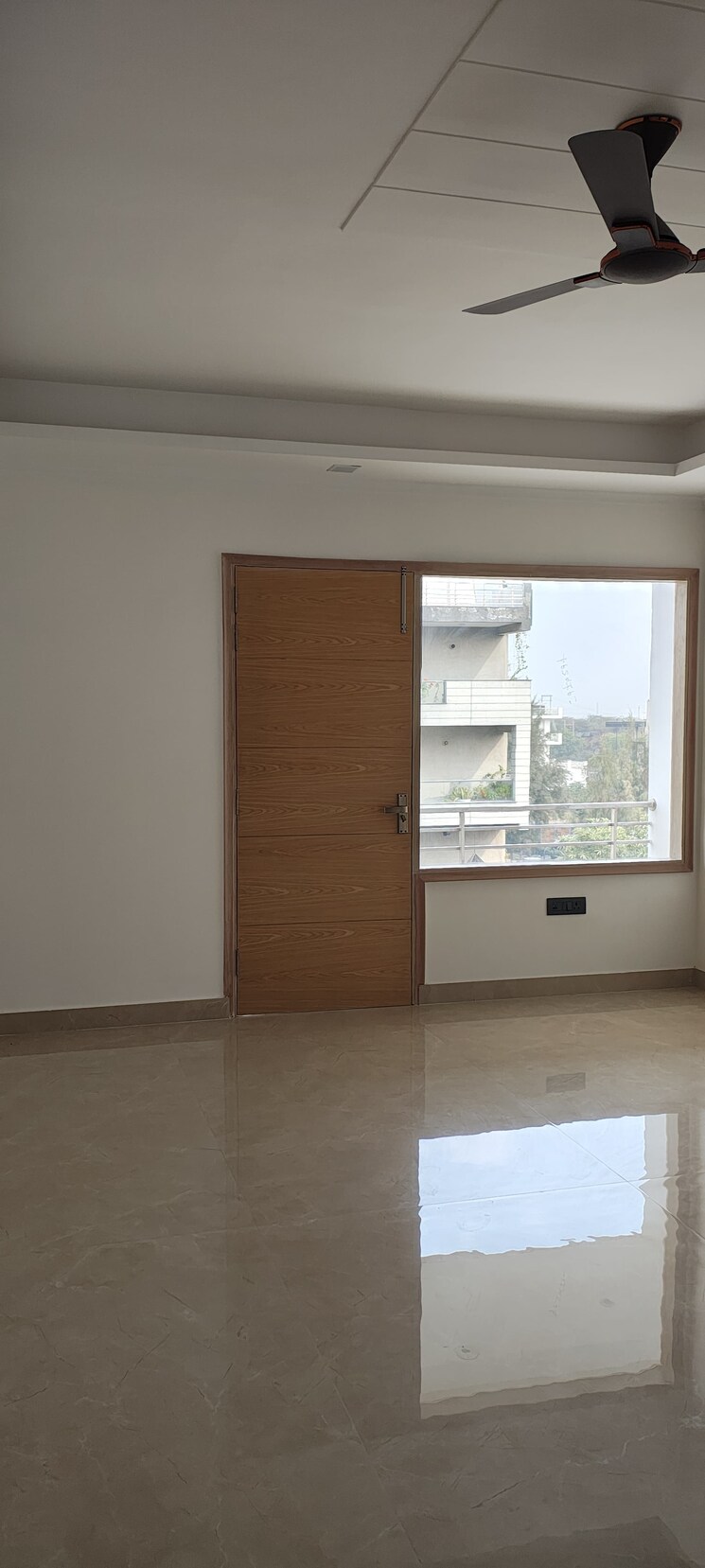 Room, eros-lakewood-city 4 Bedroom 525 Sq.Yd. Builder Floor In Suraj Kund Faridabad 8137917