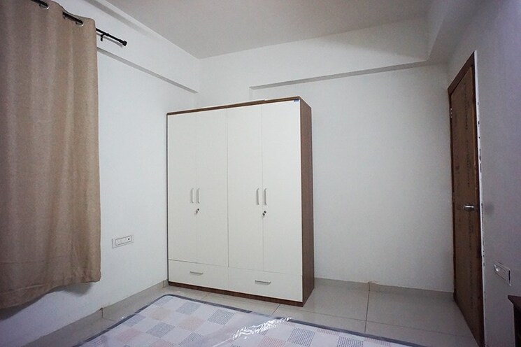 Room, motera 3 Bedroom 1800 Sq.Ft. Apartment In Motera Ahmedabad 8137945