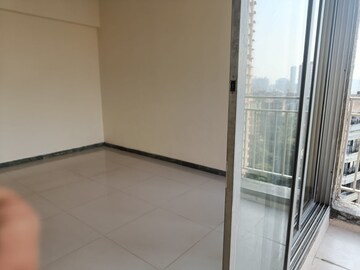 Room in 2 BHK Apartment at Sadguru Complex I, Goregaon East – for Rent
