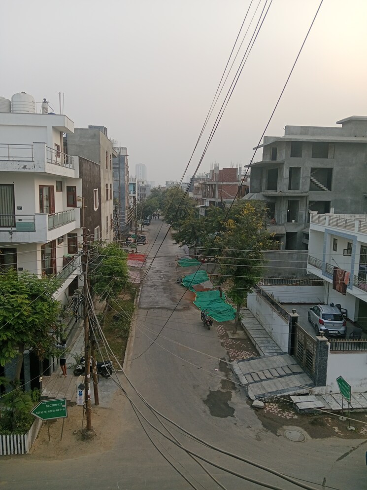 Exterior View, sector 73 3 Bedroom 1350 Sq.Ft. Builder Floor In Sector 73 Noida 8137980