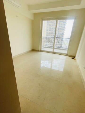 Room in 3 BHK Apartment at ATS Triumph, Sector 104 – for Rent