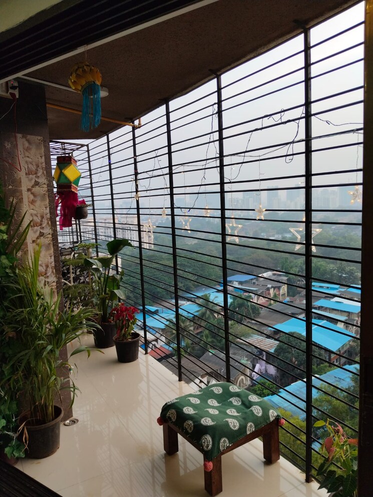 Balcony, kalpataru-hills 1 Bedroom 450 Sq.Ft. Apartment In Manpada Thane 8138026