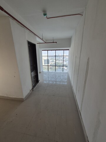   Office Space at PR Platina, Santacruz West – for Sale