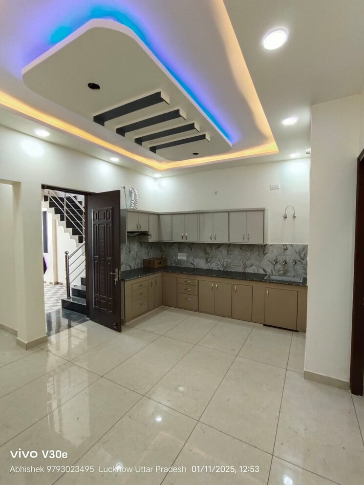 Kitchen, jankipuram extension 3 Bedroom 1500 Sq.Ft. Independent House In Jankipuram Extension Lucknow 8138124