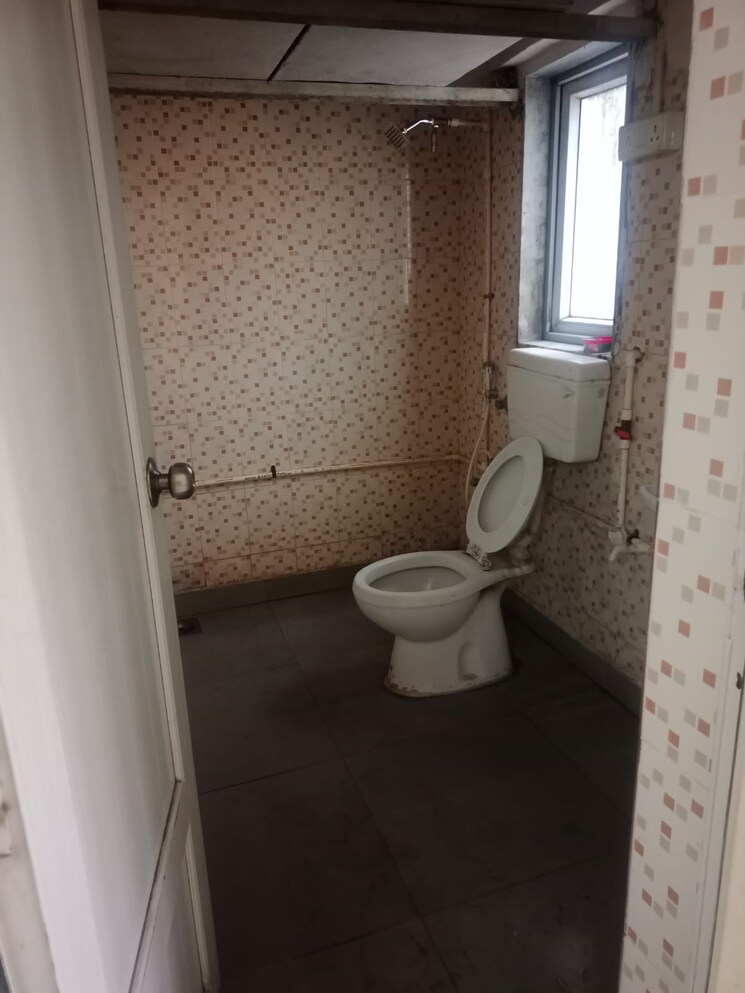 Bathroom, royal-palms-ruby-isle-apartment 3 Bedroom 1270 Sq.Ft. Apartment In Goregaon East Mumbai 8138215