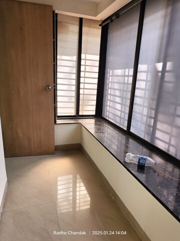 Room in 2 BHK Apartment at Yashodham Complex, Goregaon East – for Rent