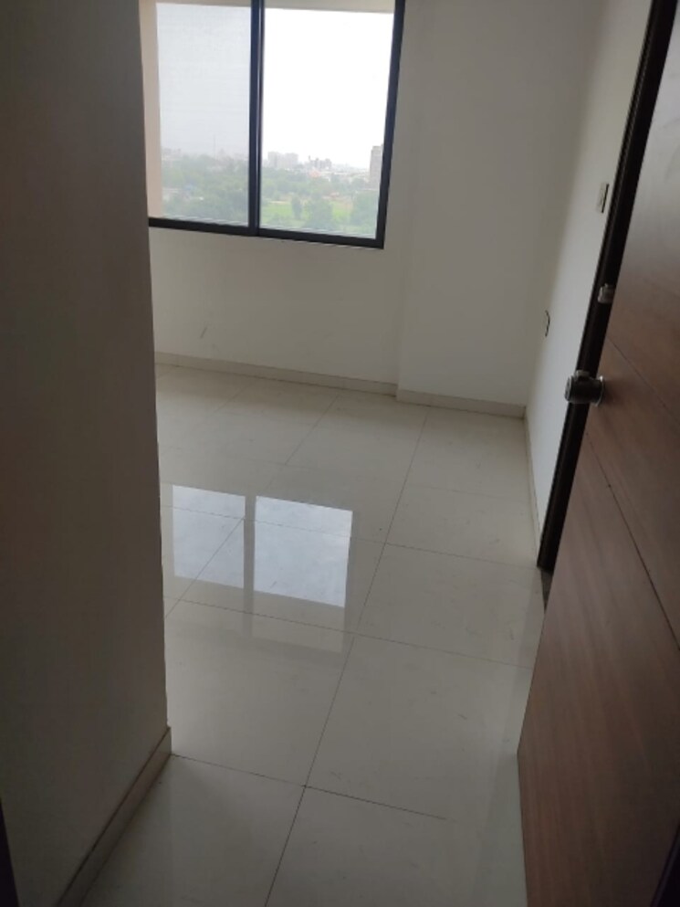 Room, zundal 3 Bedroom 1890 Sq.Ft. Apartment In Zundal Ahmedabad 8138305