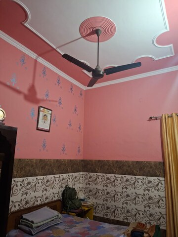 Furnished Amenities in 2 BHK Builder Floor at Shalimar Apartments Shalimar Garden, Shalimar Garden – for Sale