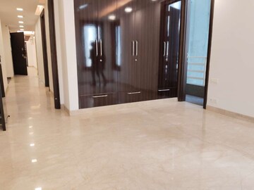 Room in 4 BHK Builder Floor at Greater Kailash ii – for Rent
