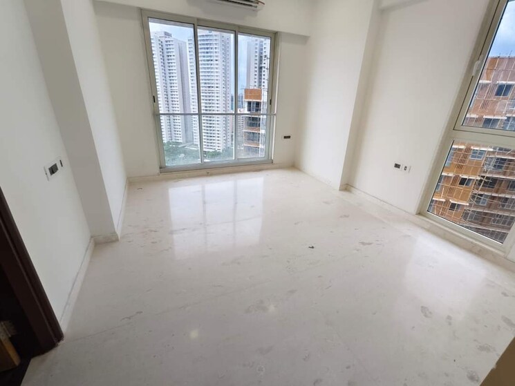 Room, hiranandani-meadows 3 Bedroom 1345 Sq.Ft. Apartment In Manpada Thane 8138327