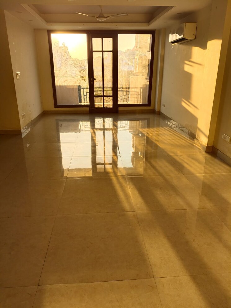 Room, dlf-new-town-heights-iii 4 Bedroom 2230 Sq.Ft. Apartment In Sector 91 Gurgaon 8138343