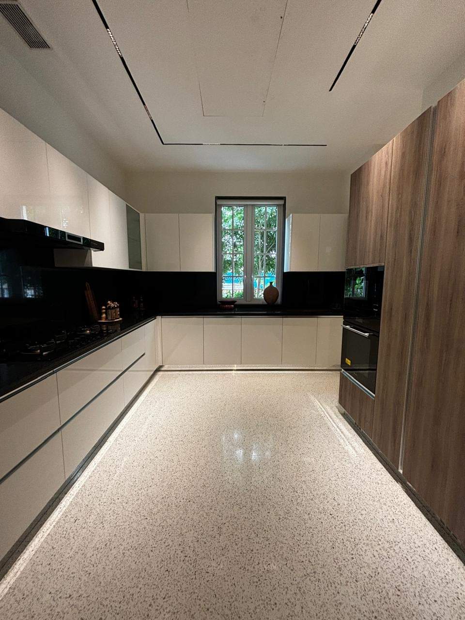 3 BHK + Extra Room Apartment For Sale in Piramal Vaikunth Vama