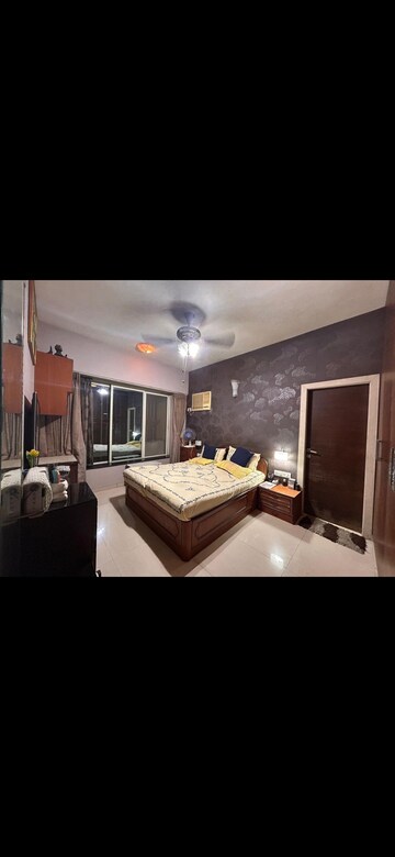 Bedroom in 4 BHK Apartment at Rustomjee OZone, Goregaon West – for Rent