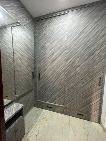 2 BHK Builder Floor For Rent in Sector 115