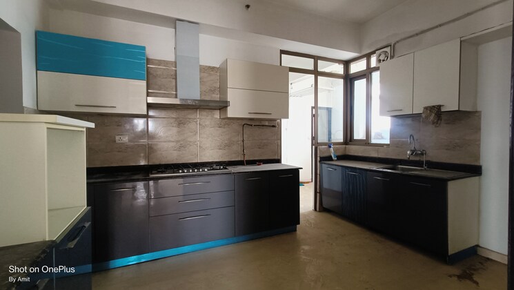 Kitchen, tgb-meghdutam 4 Bedroom 3350 Sq.Ft. Apartment In Sector 50 Noida 8138677