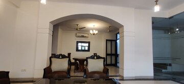 Living Room in 4 BHK Villa at Ardee City, Sector 52 – for Rent