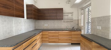 Kitchen in 3 BHK Builder Floor at BPTP Amstoria, Sector 102 – for Rent