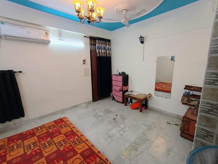 Bedroom, lucky-plaza 6 Bedroom 4200 Sq.Ft. Independent House In Vasundhara Sector 12 Ghaziabad 8139122