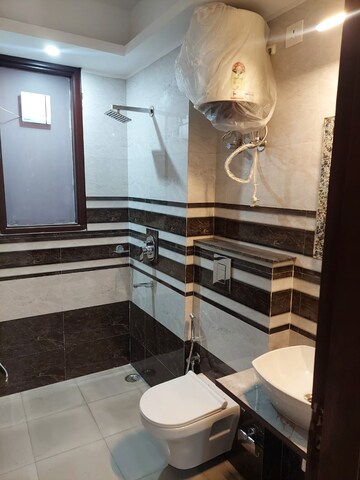 Staircase in 1.5 BHK Builder Floor at Huda Staff Colony, Sector 46 – for Rent