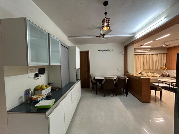 Kitchen, vastrapur 4 Bedroom 2415 Sq.Ft. Apartment In Vastrapur Ahmedabad 8138924