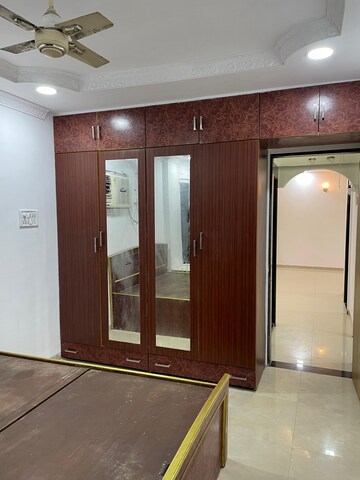 Room in 2 BHK Apartment at Evershine Greens, Andheri West – for Rent