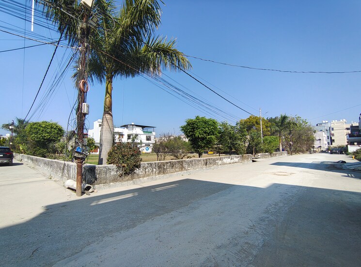 Exterior View, gms road  290 Sq.Yd. Plot In Gms Road Dehradun 8138969