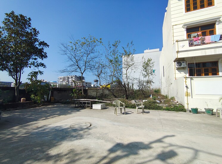 Exterior View, gms road  290 Sq.Yd. Plot In Gms Road Dehradun 8138969