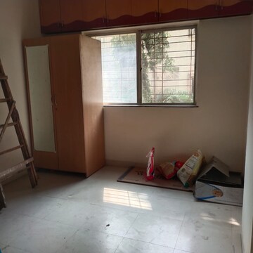 Room in 2 BHK Apartment at Yash Classic, Pashan Sus Road – for Rent