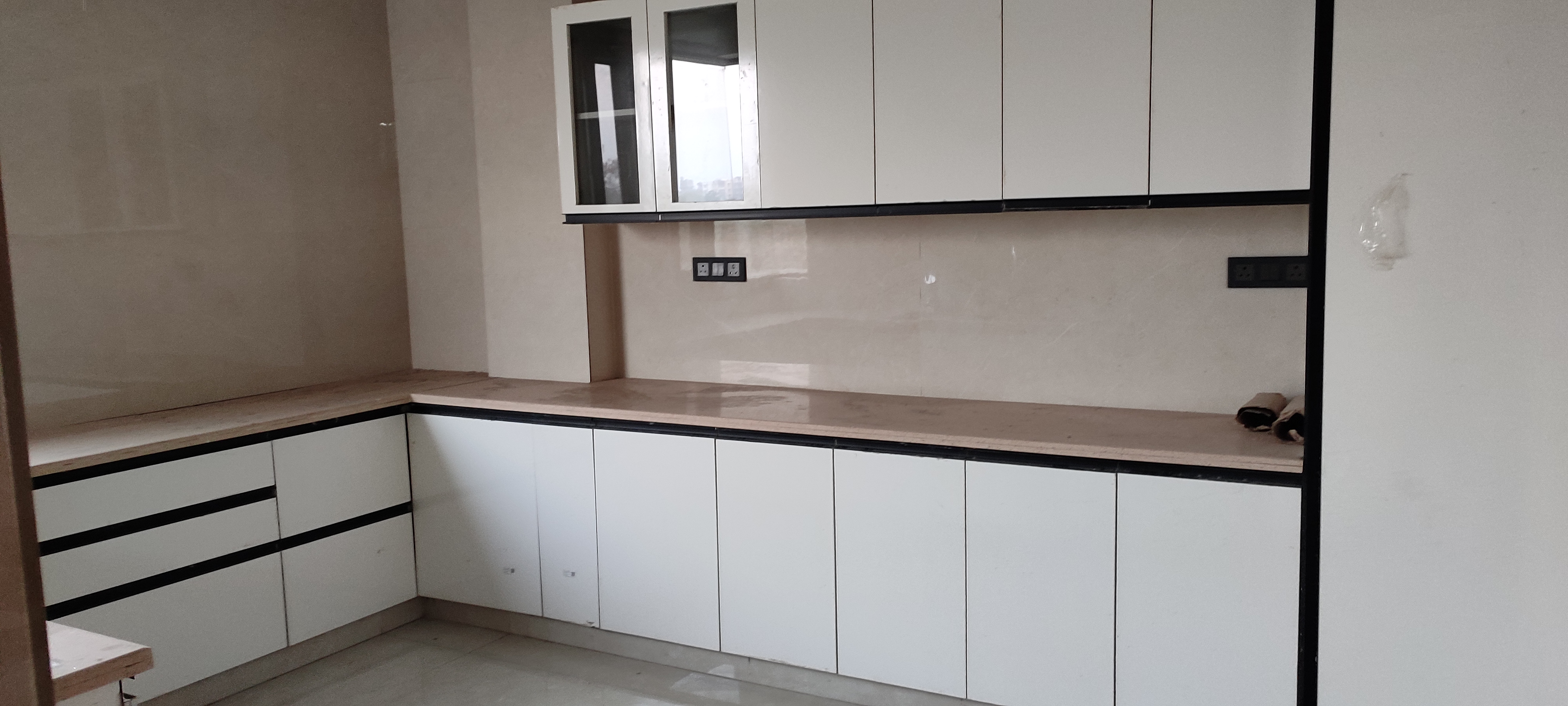 3.5 BHK + Servant Room Builder Floor For Sale in Sector 28