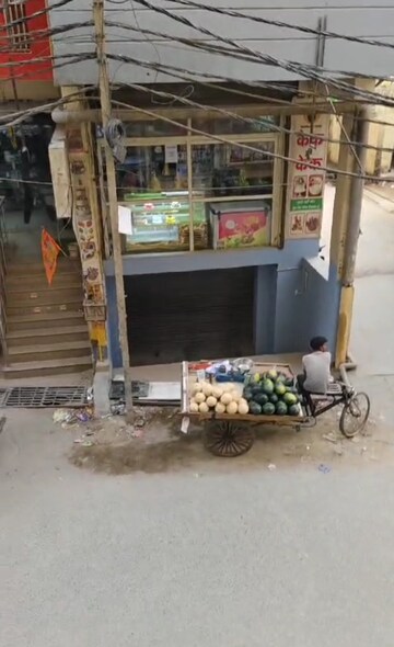 Parking in 2 BHK Builder Floor at Sector 73 – for Sale