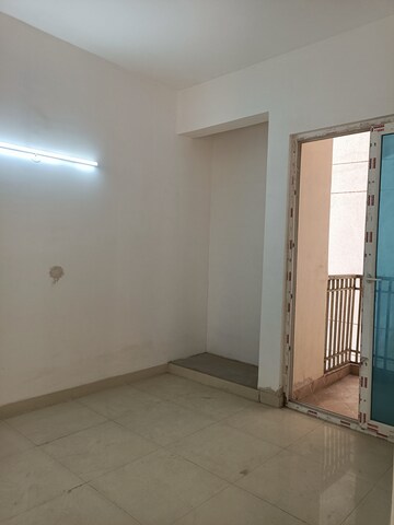 Room in 2 BHK Apartment at Capital Athena, Sector 1 Greater Noida – for Sale