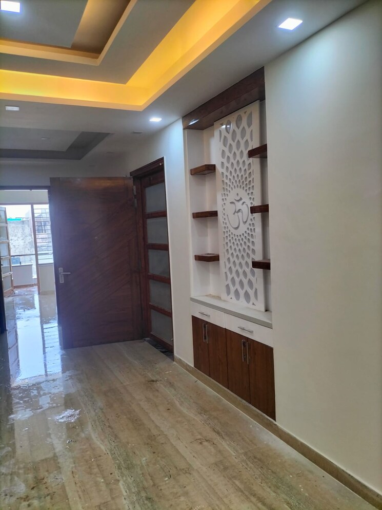 Room, puri-anand-villas-phase-ii 3 Bedroom 1895 Sq.Ft. Apartment In Sector 81 Faridabad 8139312