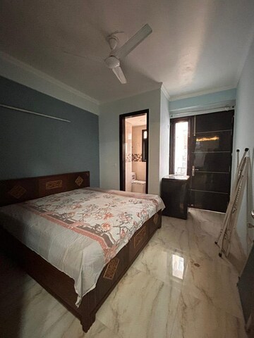 Master Bedroom in 2 BHK Builder Floor at Chattarpur – for Rent