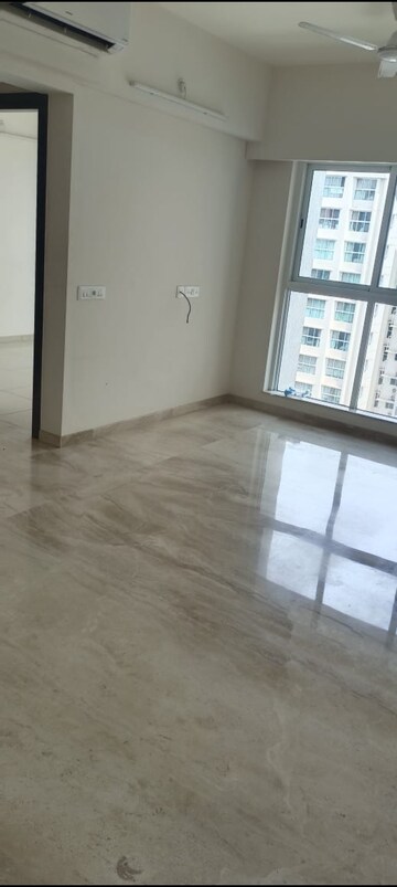 Room in 2 BHK Apartment at LnT Realty Emerald Isle, Powai – for Rent