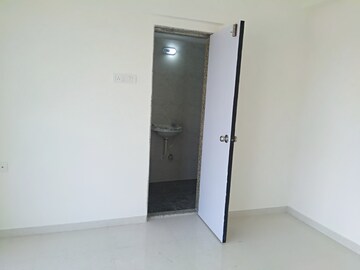 Room in 2 BHK Apartment at Dn Nagar – for Sale
