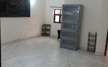 2.5 BHK Apartment For Rent in Devika Skypers, Raj Nagar Extension