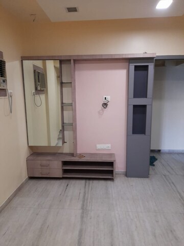 Room in 2 BHK Apartment at Solitaire Malad West, Malad West – for Rent