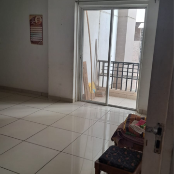 Bedroom in 3 BHK Apartment at Fortune 361, Bhadran Nagar – for Rent