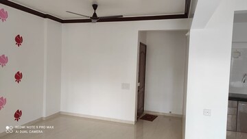 Room in 2 BHK Apartment at Comfort Zone, Balewadi – for Rent