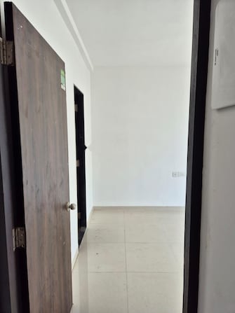 2 BHK Apartment For Rent in UK Luxecity Kandivali East Mumbai  8139467