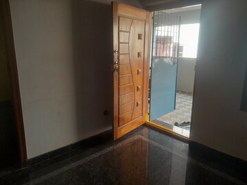 Room in 2 BHK Builder Floor at Nri Layout – for Rent