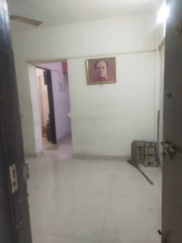 Bathroom in 1.5 BHK Apartment at Khandelwal Yash Park, Ghatkopar East – for Rent